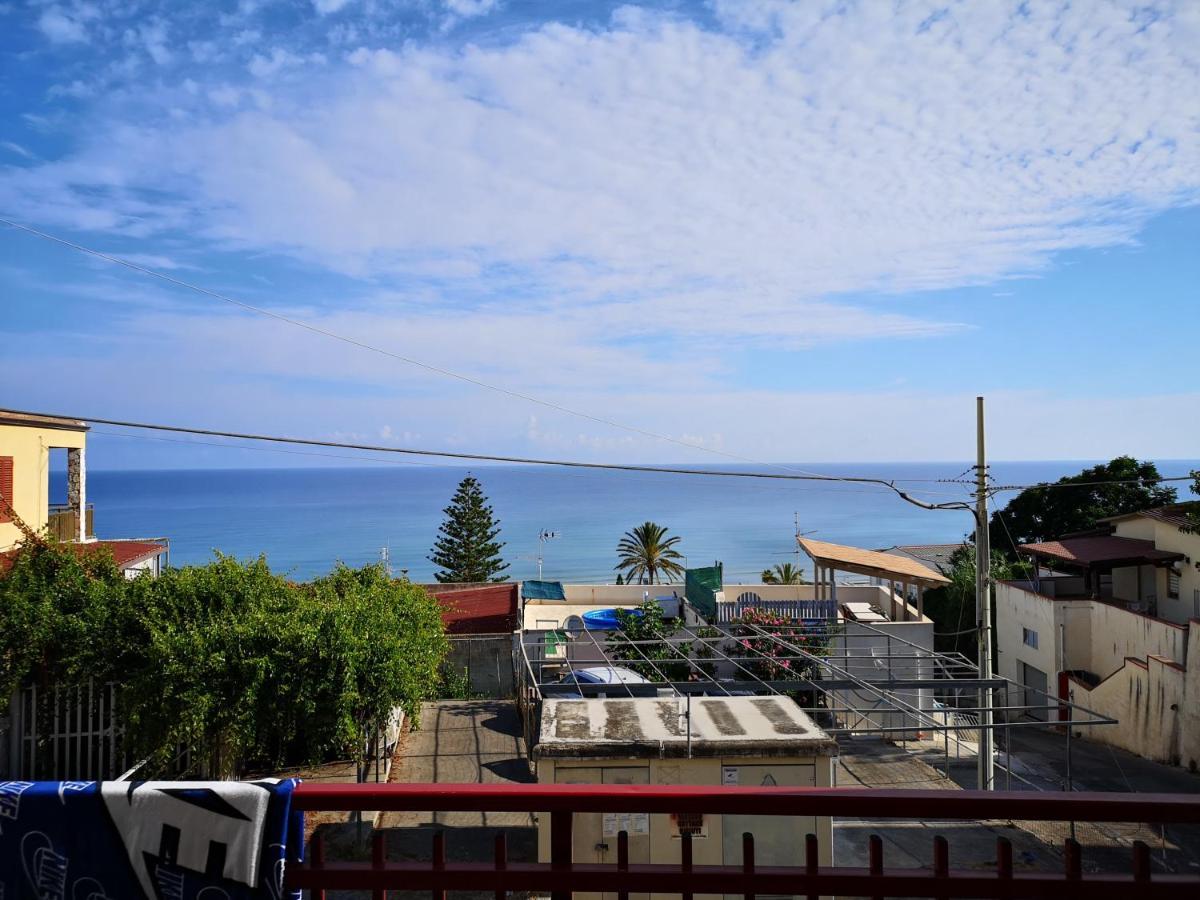 Cento Passi Dal Mare Apartment Alcamo Marina Bagian luar foto