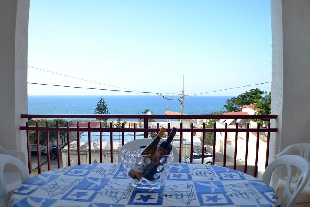 Cento Passi Dal Mare Apartment Alcamo Marina Bagian luar foto