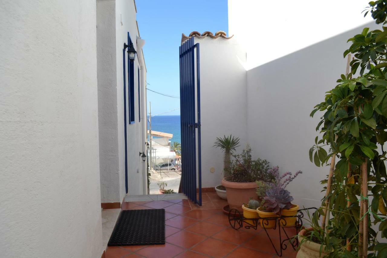 Cento Passi Dal Mare Apartment Alcamo Marina Bagian luar foto